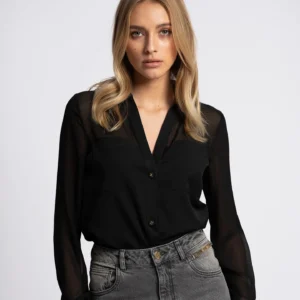 Larisa Blouse Nikkie